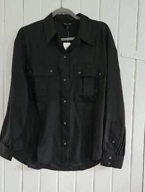 Banana Republic Black Long Sleeve Button-Down Shirt